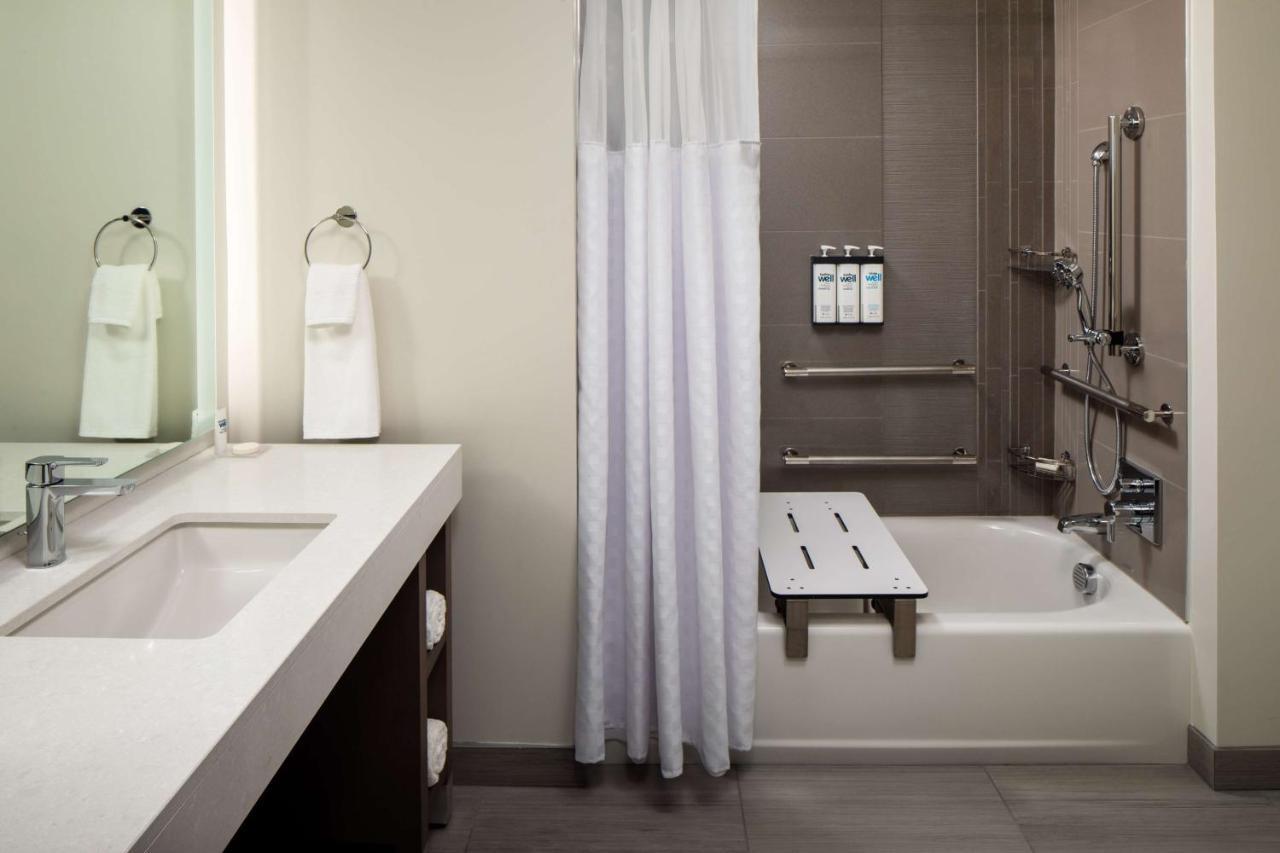 Hyatt House Vacaville Bagian luar foto