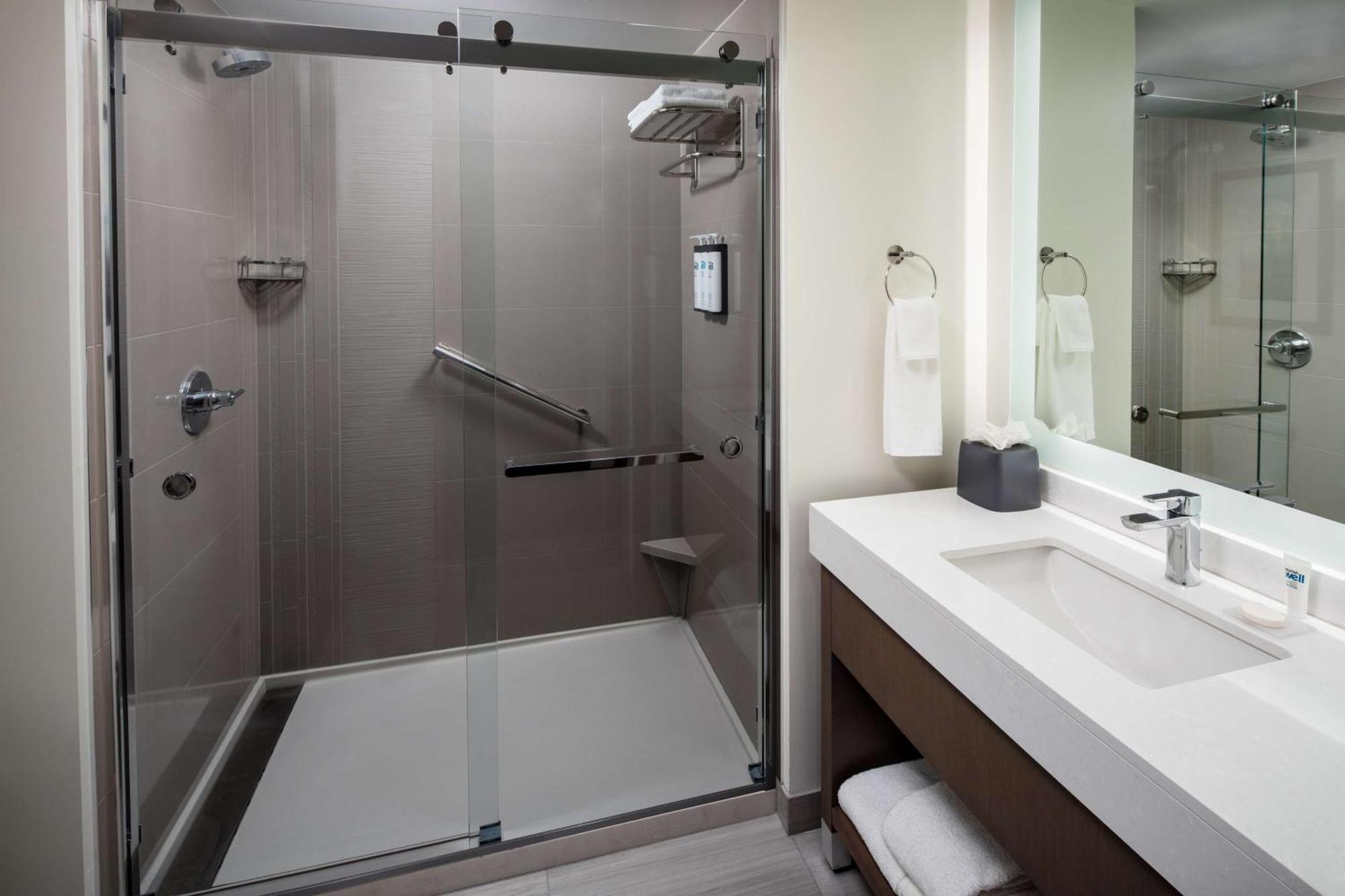 Hyatt House Vacaville Bagian luar foto